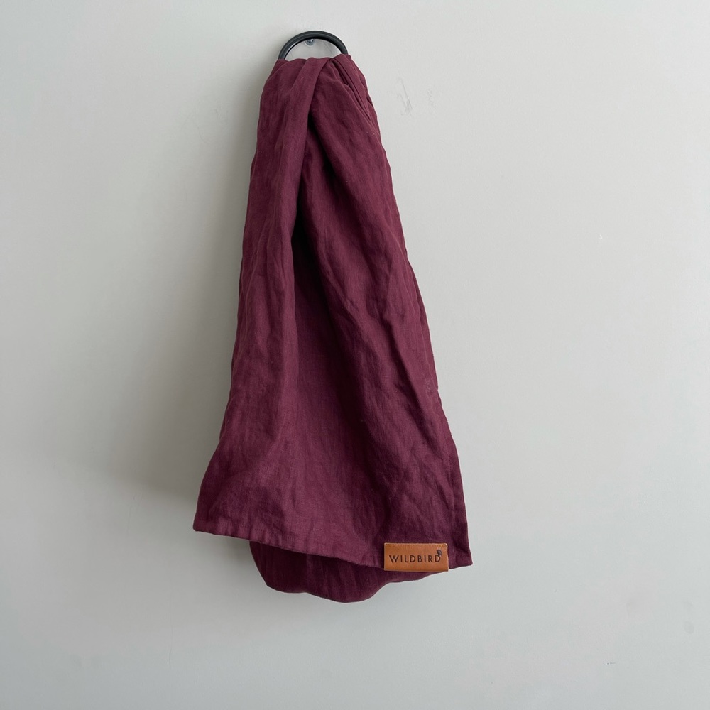 Wildbird Linen black ring  sling baby carrier